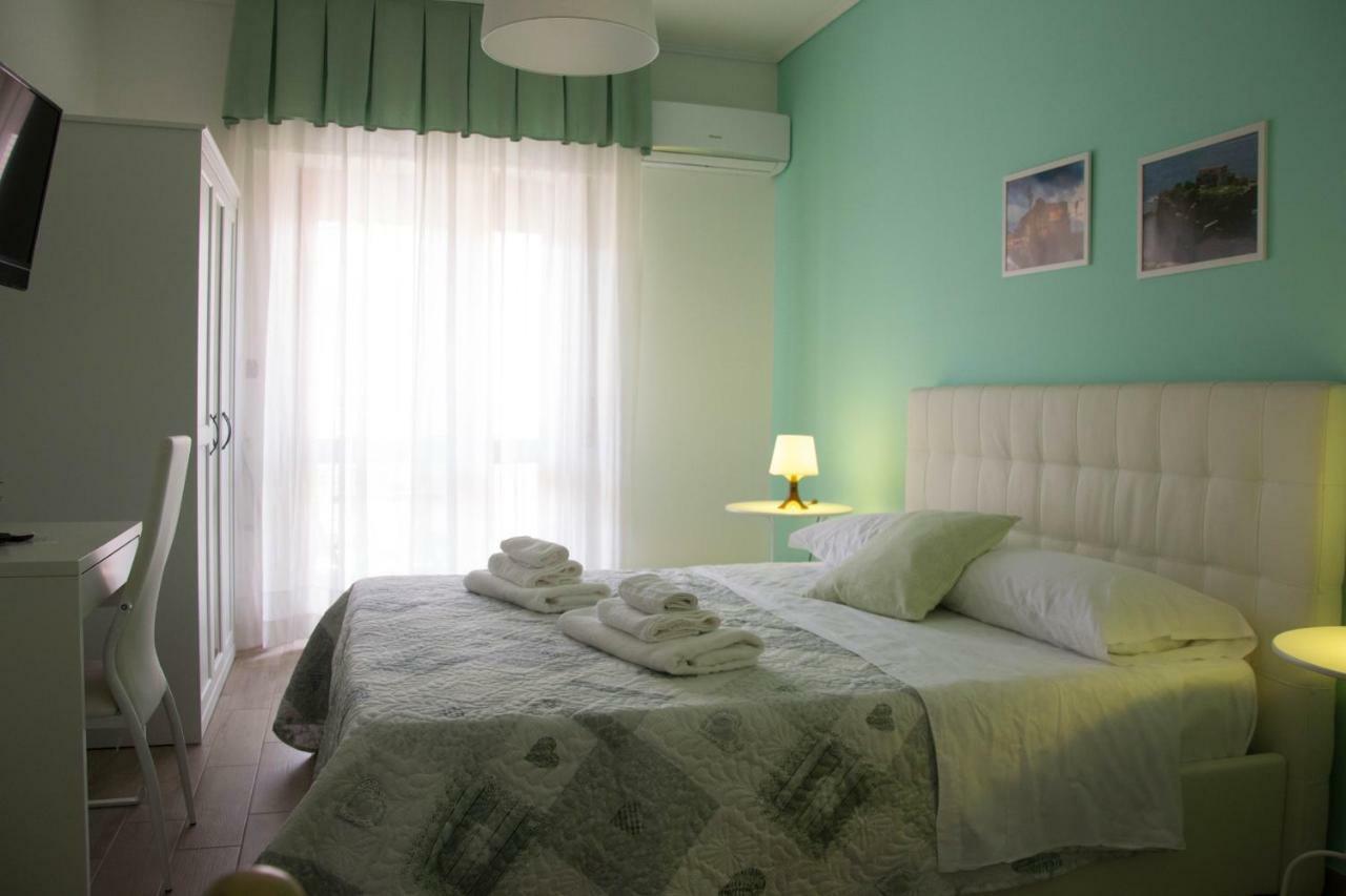 Mary'S House Bed and Breakfast Napoli Esterno foto